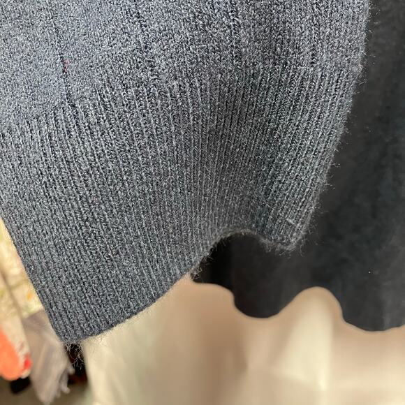 New Jantzen Men's XXL V-Neck Navy Blue Sweater Classic Business Golf Preppy Soft - Picture 8 of 12